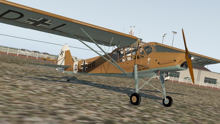 Read more about the article Fieseler Storch STOL Flying lessons.