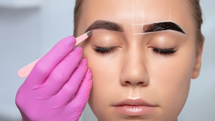 Read more about the article Henna Brow Tinting For Beginners