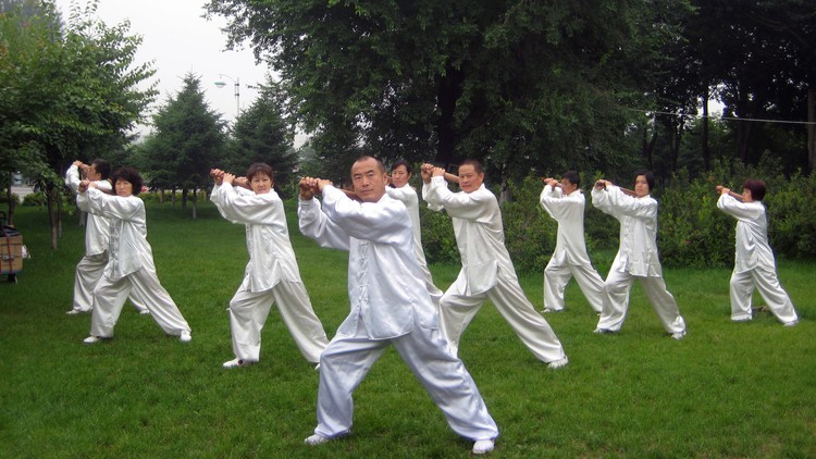 Read more about the article Jiping Tai Chi Cudgel Knocking Skill for Fitness
