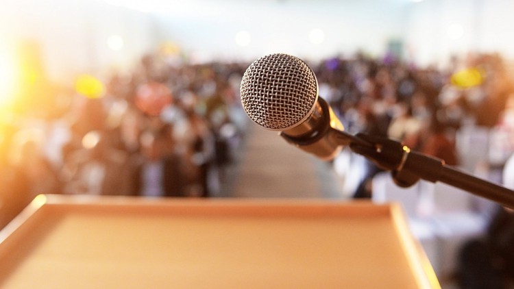 Read more about the article Introduction to Public Speaking