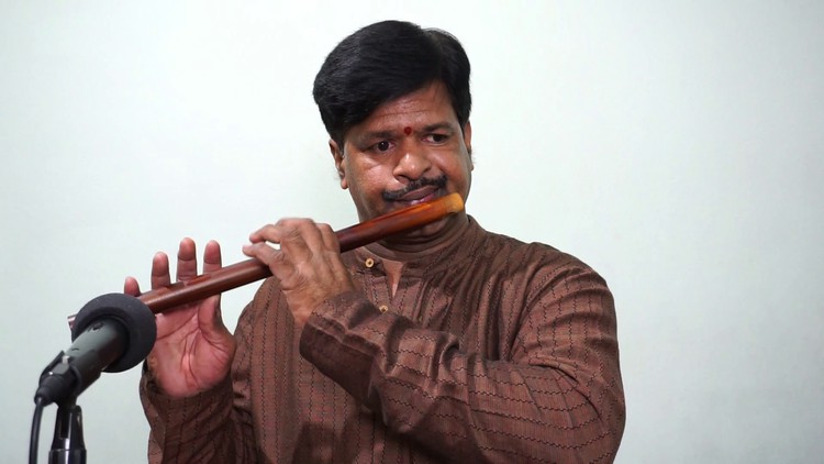Read more about the article Learn Carnatic Flute | Advanced | Shyama Shastri Swarajathis