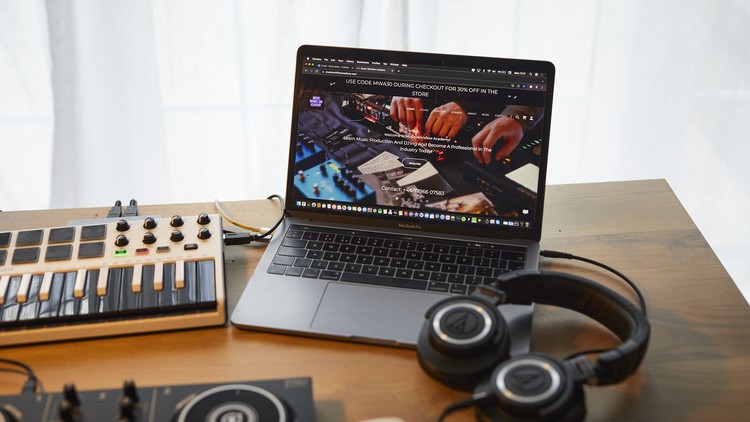 Read more about the article Rekordbox – How To DJ Drum & Bass Like A Professional