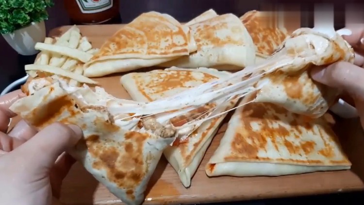 Read more about the article Egyptian food : Cook a delicious chicken Shawarma crepe.