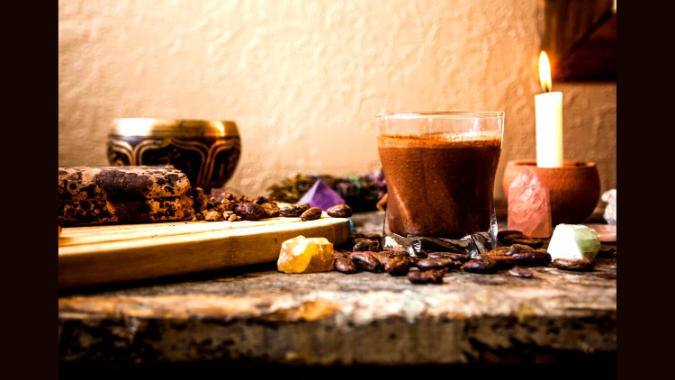 Read more about the article Introduction To Sacred Cacao Facilitation [Accredited]
