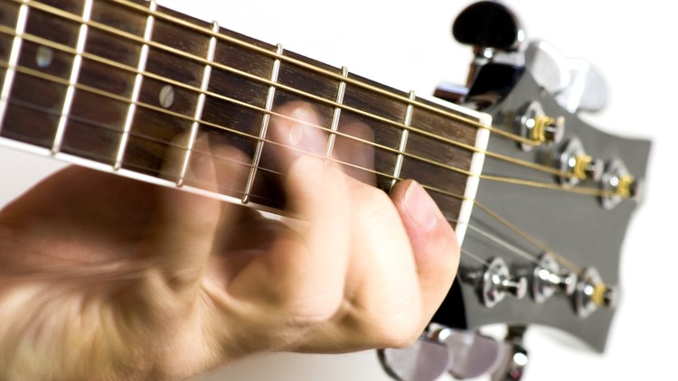 Read more about the article The Easiest Fingerstyle/Chord Melody Method For Beginners