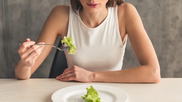 Read more about the article Introduction to Eating Disorders & Treatment