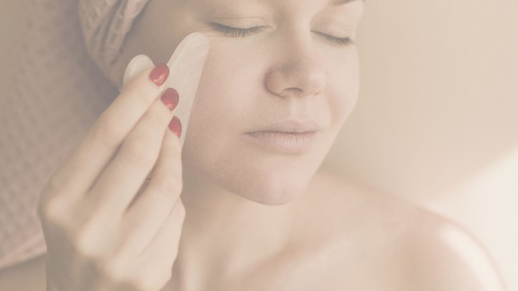 Read more about the article Gua Sha Facial Course