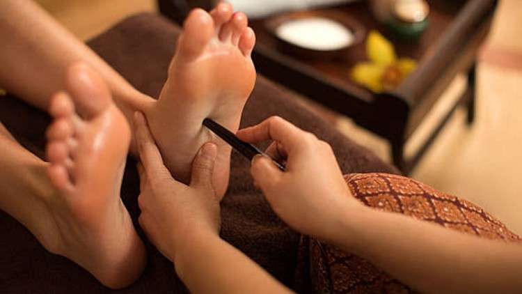 Read more about the article Thai Foot Reflexology Massage Certificate Course