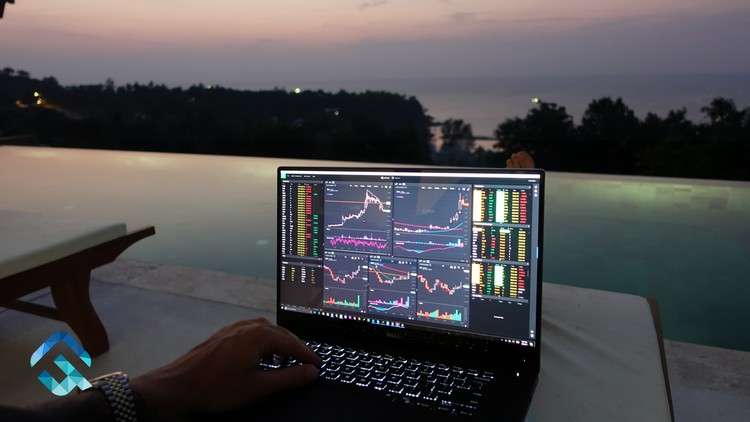 Read more about the article Is Day Trading Profitable? And how it Differs from Investing