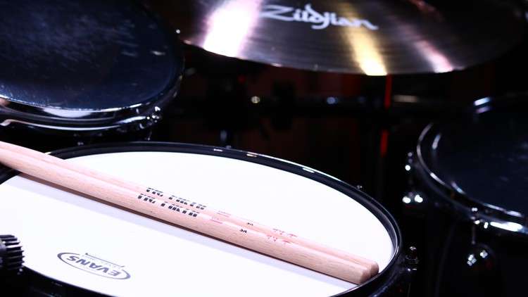 Read more about the article Single Stroke 4 | Beginner Rudiments | Drum Beats & Fills