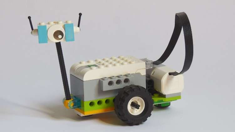 Read more about the article LEGO WeDo 2.0 for Beginners – Unofficial