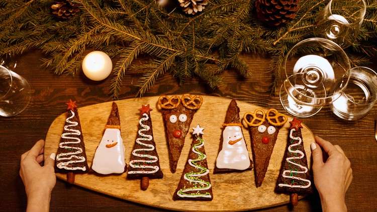 Read more about the article Intuitive Eating Through Holiday Season (And Beyond!)
