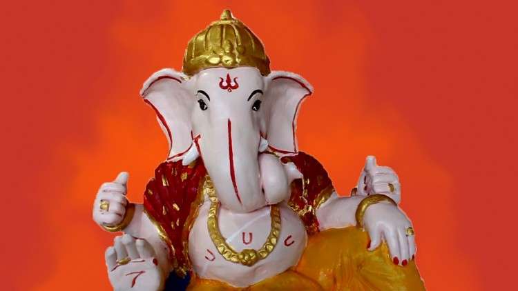 Learn to paint a Ganapati idol