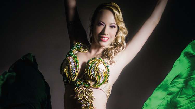 Read more about the article Full Bellydance choreography of the song Ensay!