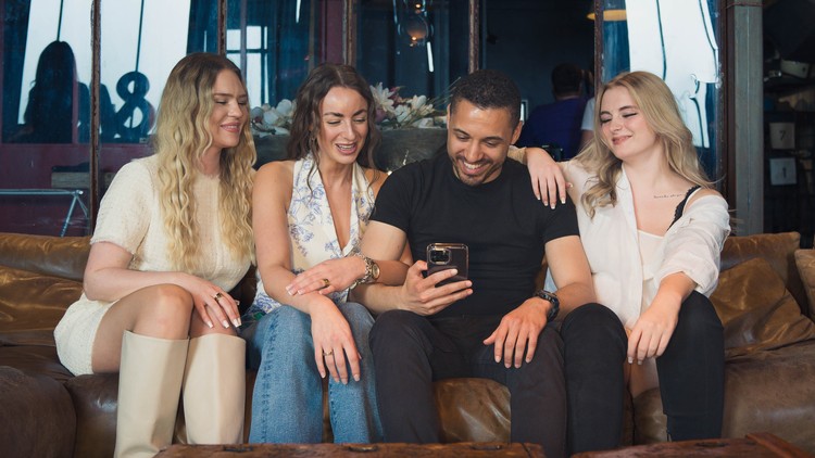 Read more about the article Master the Art of Dating and Networking as a Digital Nomad