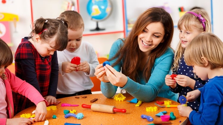 Early Childhood Education : Language Learning & Development