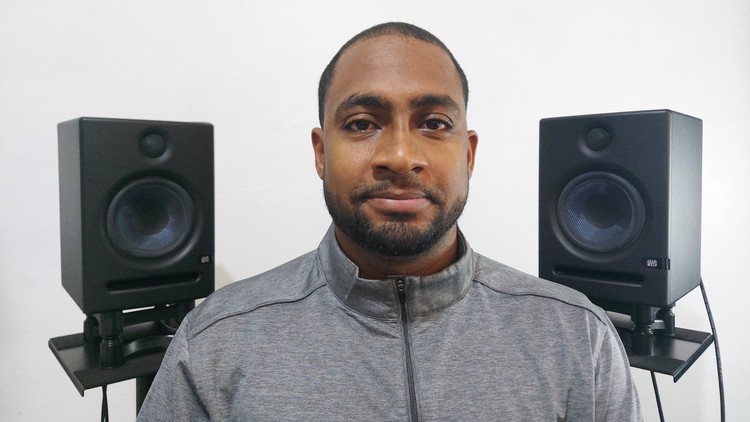 Read more about the article Making a beat in Logic Pro