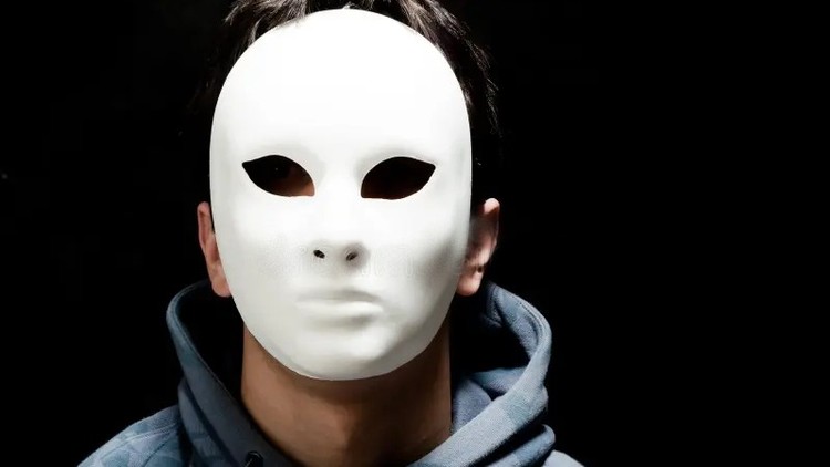 Read more about the article Unmasking Narcissism