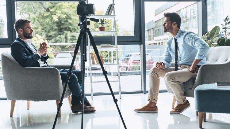 Read more about the article Media Training for Print/Online Interviews-Get Great Quotes