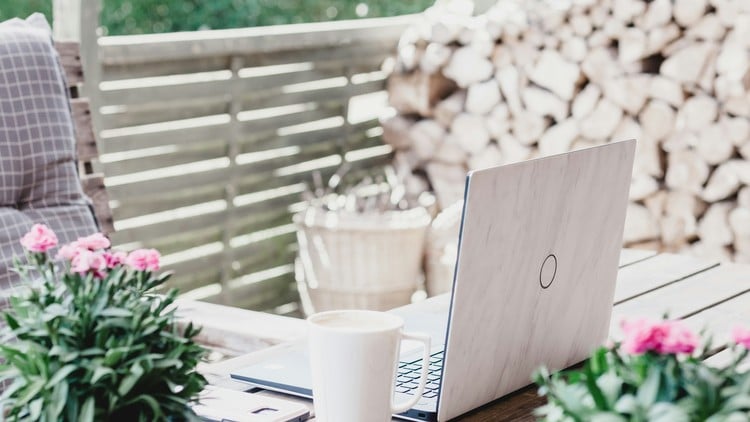 Read more about the article How to become confident developer in Python and R