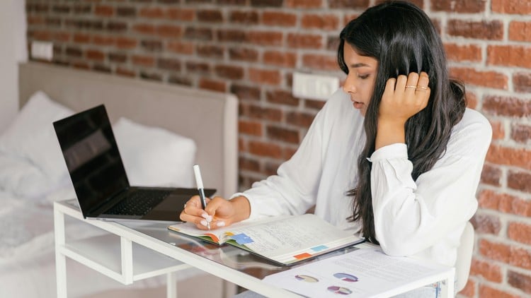 Read more about the article Learn English Just In 15 Days From Experts, Like Ekalvya Did